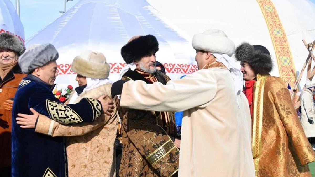 "Март айы - "Наурыз" деп аталмаған, амал деген мереке болмаған" дейді этнограф