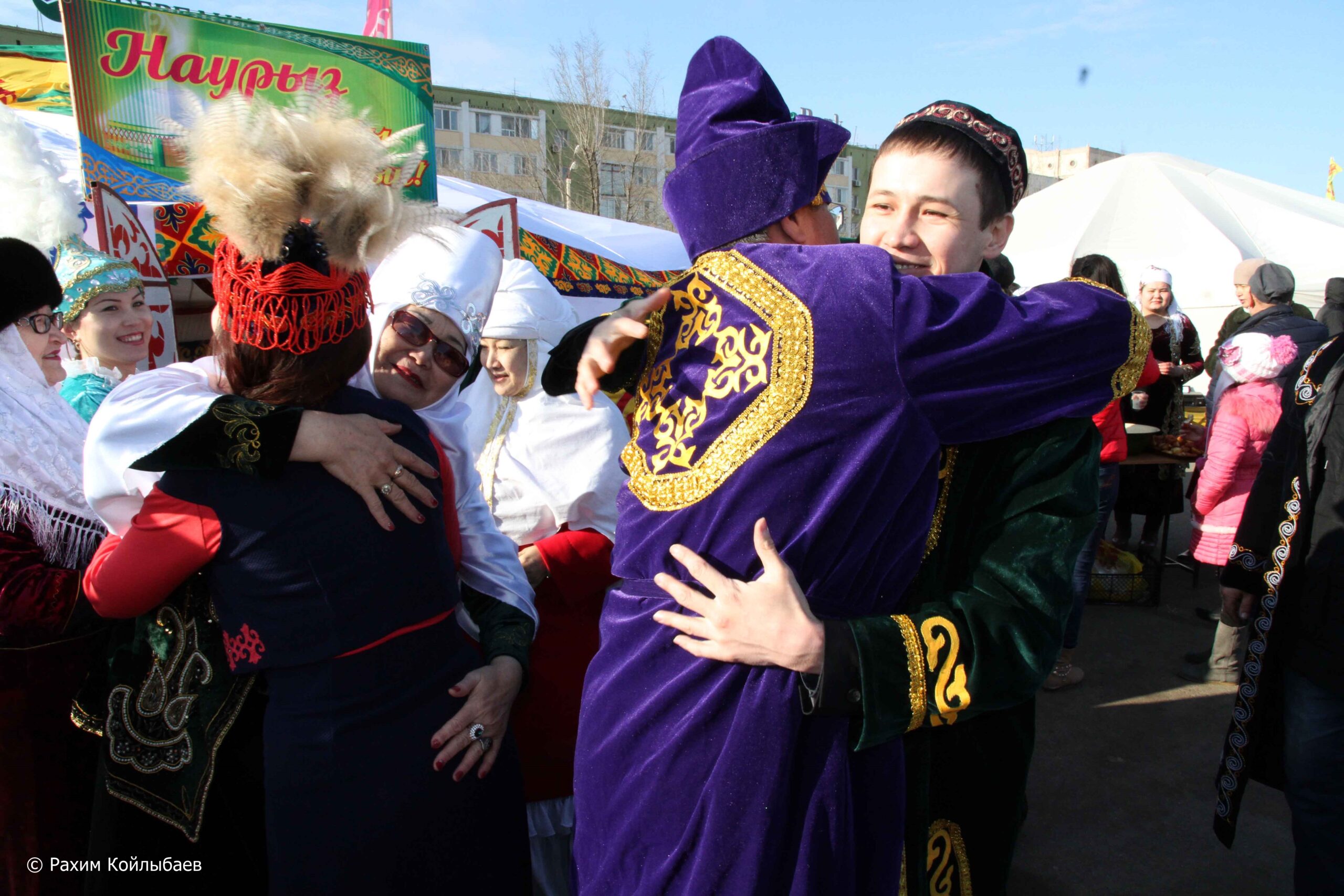 Батыстың қазағы наурызды неге бөлек тойлайды?