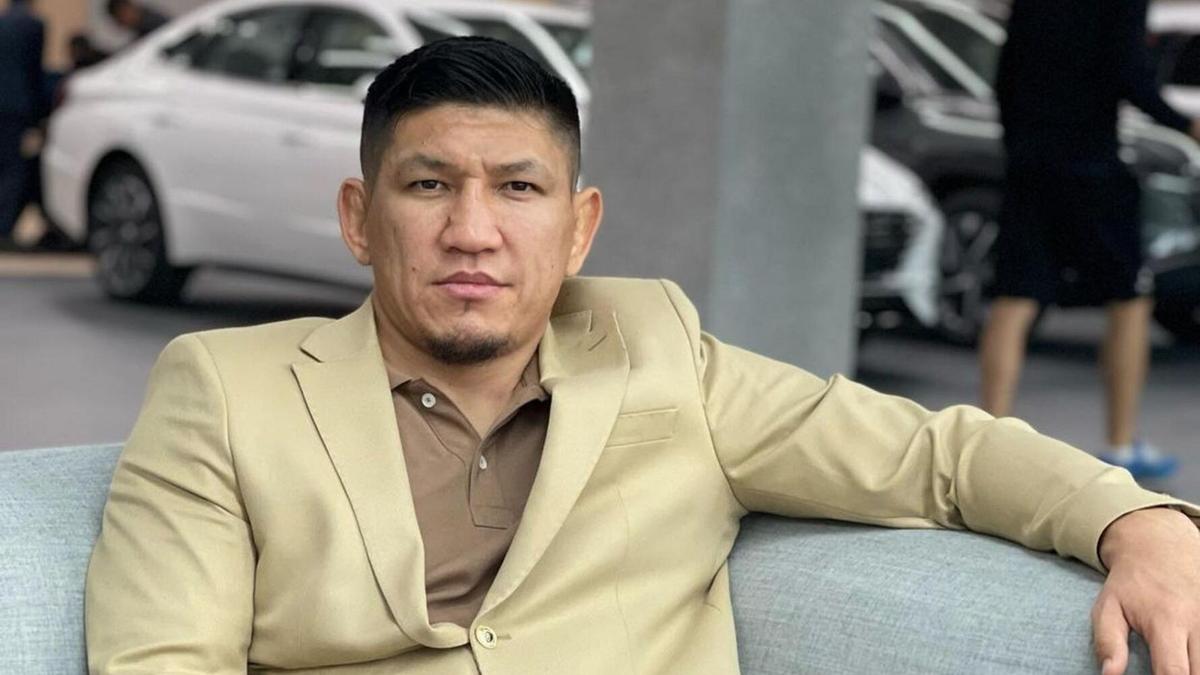 "Футбол деген бизнестен халық зардап шегуде" дейді Қуат Хамит