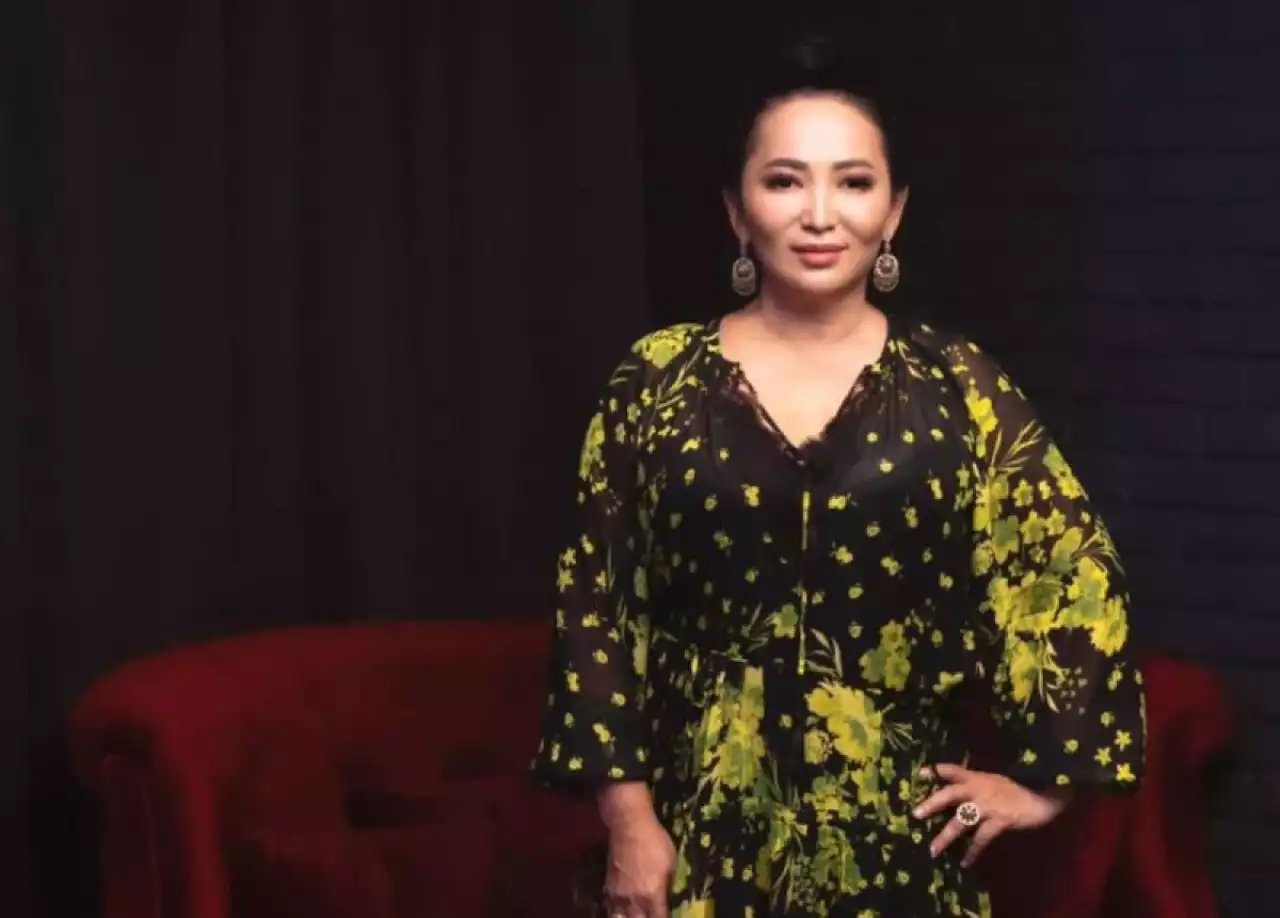 Қайрат Нұртастың анасы бизнес бастап, бренд ашу үшін Қытайға кетті