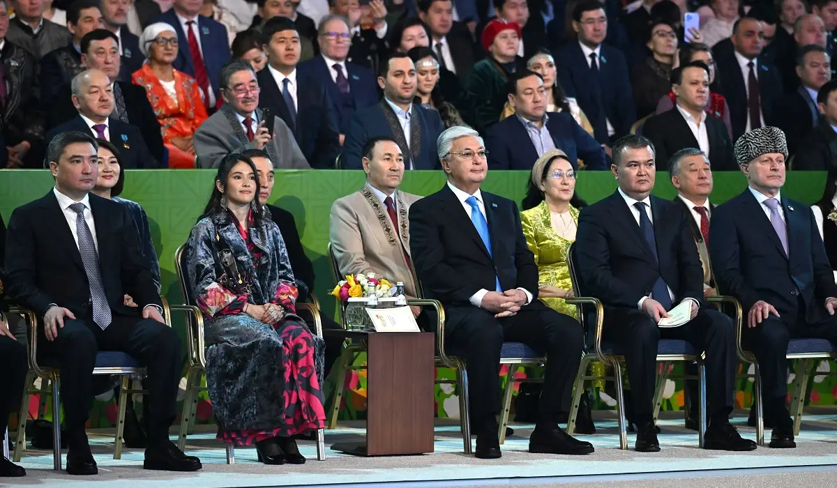 Назым Қызайбай: "Тоқаевтың жанында отырып, сөйлесуге «духым» жеткен жоқ"