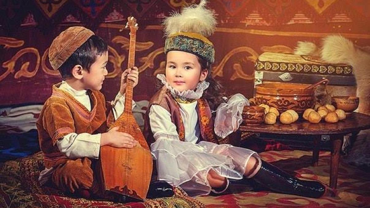 Бала тәрбиесі - мектеп пен бала бақшаның міндеті