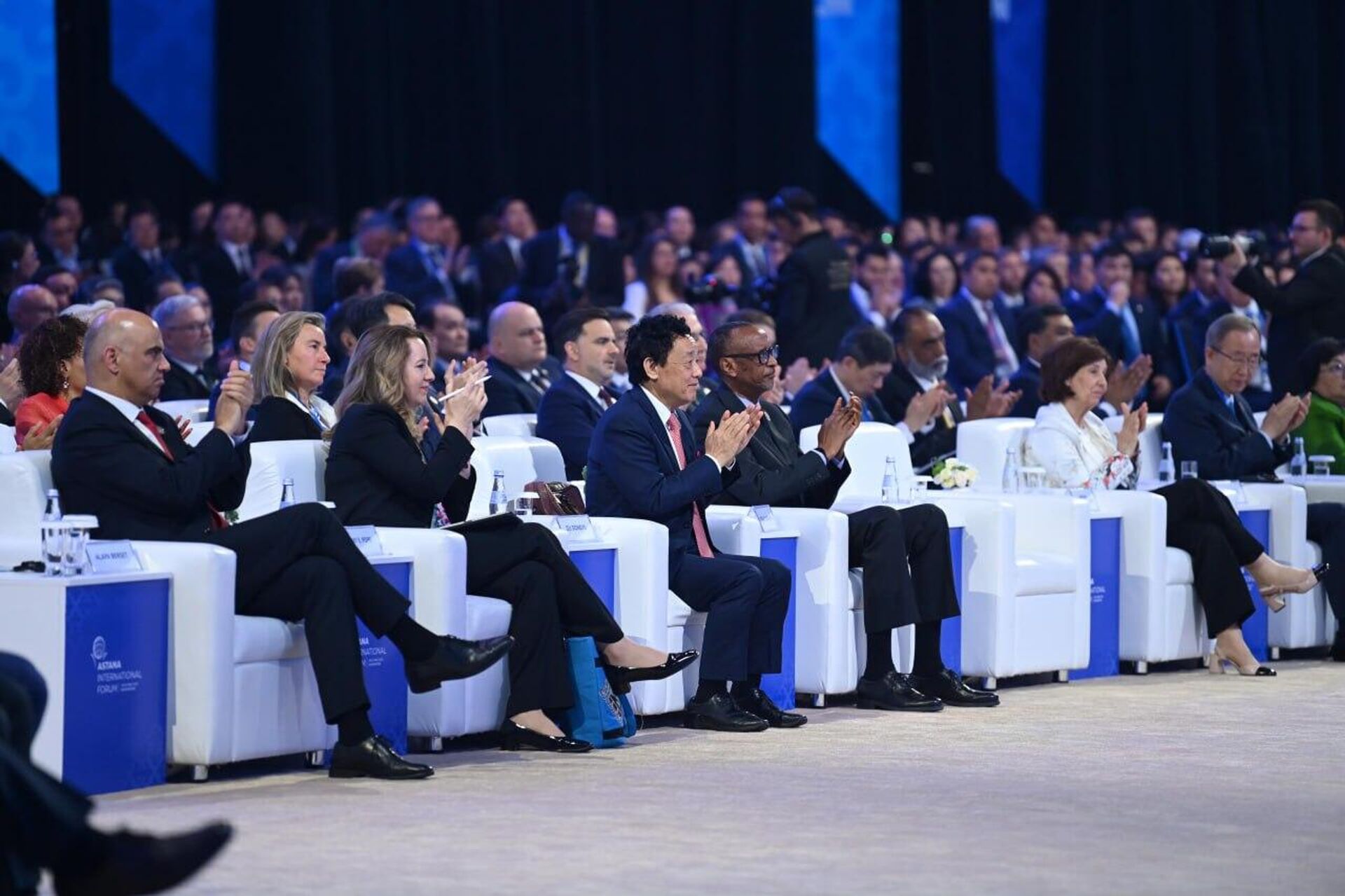 Президент Тоқаев: Өзге халықтардың тарихы мен мәдени дәстүрлерін менсінбеуге жол берілмейді