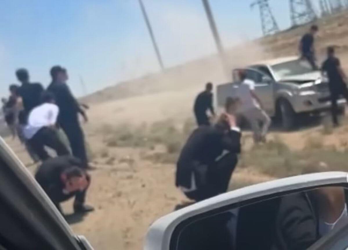 Жаңаөзенде мектеп түлектерінің кортежі апатқа ұшырады