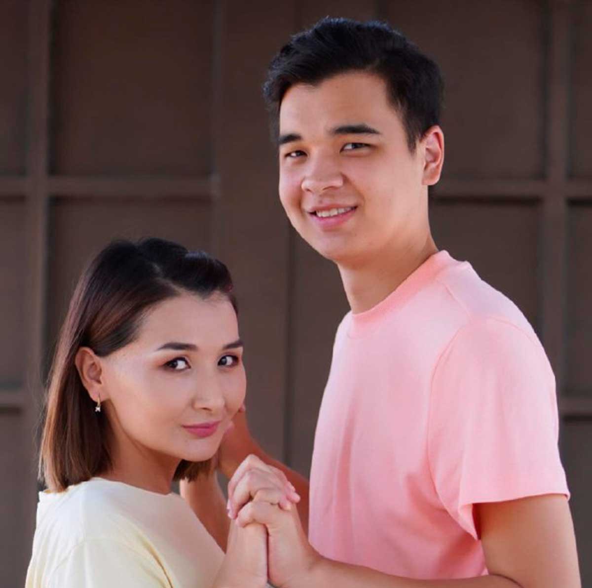 Мереке Қалбаева жанұясы туралы айтты