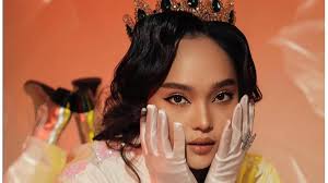 Айжұлдыз Адайбекова өзіне кім сиқыр жасағанын білетін болып шықты