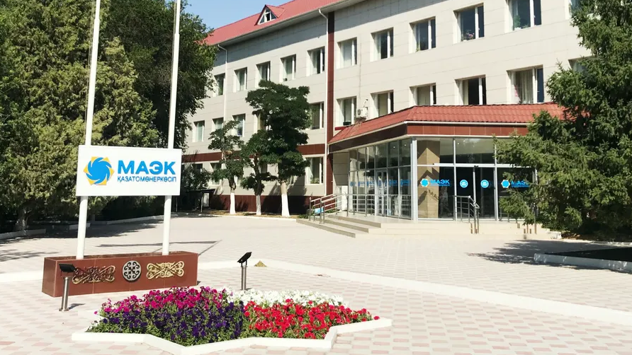 "Әскери дрондар қазақ жеріне бірінен соң бірі құлап жатыр" деген Жәнібек Қожық министрге үндеу жасады