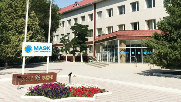 "Әскери дрондар қазақ жеріне бірінен соң бірі құлап жатыр" деген Жәнібек Қожық министрге үндеу жасады