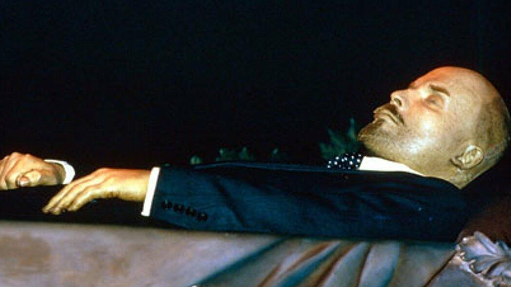 Блогер Лениннің аруағымен "тілдесіп" сұмдық сұраққа жауап алды (ВИДЕО)