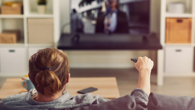 Телеарналарға қазақ тілді контент аз болғаны үшін айыппұл салынбақ