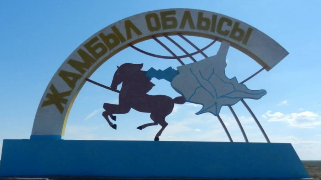 Оқушының өлімінен кейін жұмыстан кеткен директор 9 млн теңге өтемақы өнідіріп алды