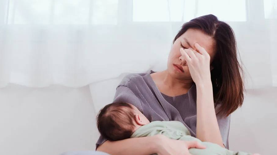 Босанғаннан кейінгі депрессия: Өмір сүруге себеп таппаған әйелдердің ауыр жағдайлары