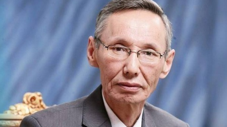 Газетке күштеп жаздырту: Ұстаз - газетке емес, газет - ұстазға қызмет етуге тиіс!