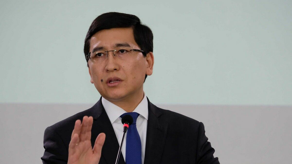 "Мұғалім күлкіге айналмауы керек" деген Асхат Аймағамбетов ұстаздарға үндеу жасады