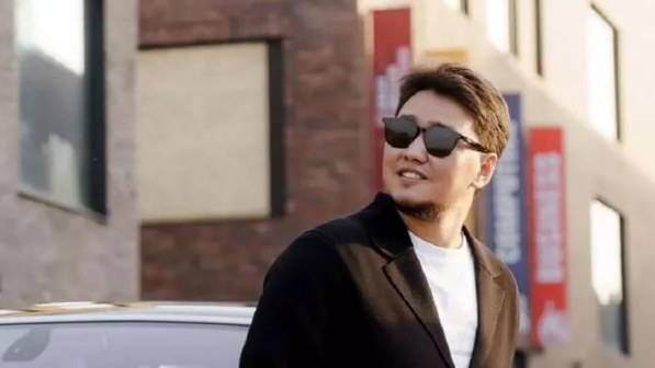 16 жыл бойы сәби сүюді аңсаған Жахан Отарғалиев мәлімдеме жасады