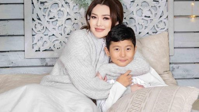 Үлкен ұлы Муслимді Оксфордқа жіберген Ерке мен Райым сынға қалды