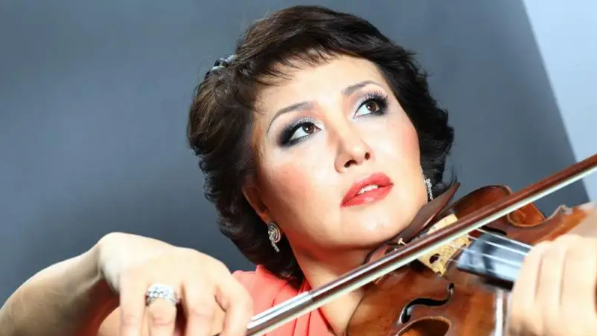 Айман Мұсаходжаеваның "мұрты қисайған жоқ": Ректордың "судан құрғақ шыққаны" қалай?