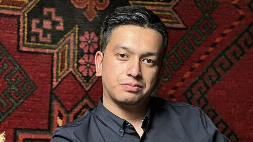 "Қазақ әдебиетінен кетем, мүшелік билетімді де кері қайтарам" деген танымал ақын мәлімдеме жасады