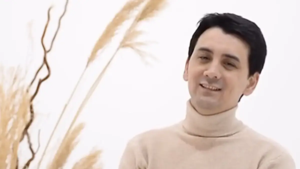 "Әніге" деген Айдар Тұрғамбекке оқырманы "шегіртке қоя қойшы" деді