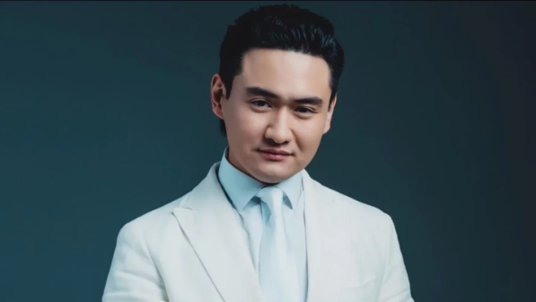 Әнші Төреғали шоу жасауға кірісті