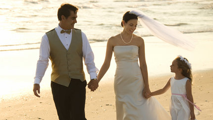 "Ажырасқан, баласы бар әйелге үйленбеңдер!" деген тиктокер еркектерге үндеу жасады