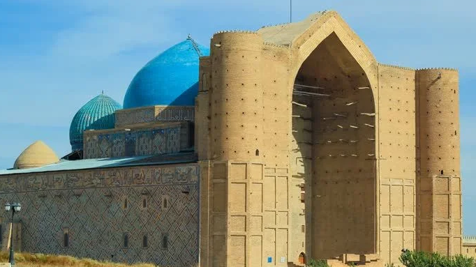 Жұрт білмейтін шындық: Яссауи кесенесі зират па, әлде саяси маңызы бар мекен бе?