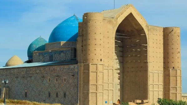 Жұрт білмейтін шындық: Яссауи кесенесі зират па, әлде саяси маңызы бар мекен бе?