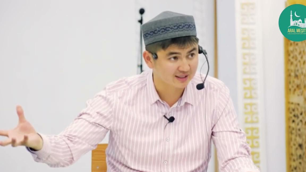 "Нұрсұлтан уағызшы жол апатына түсті" дескен қауым дұға жасауда