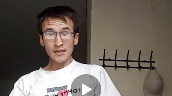 "Тәңіршілдер - арамтамақтар, тексіздер!" деген жігіт қуаныштан секірді