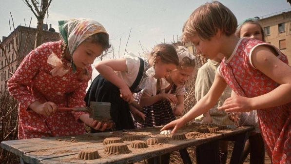 "Біз травманың атасын көрген, ең "лох" ұрпақ буынымыз" дейді журналист