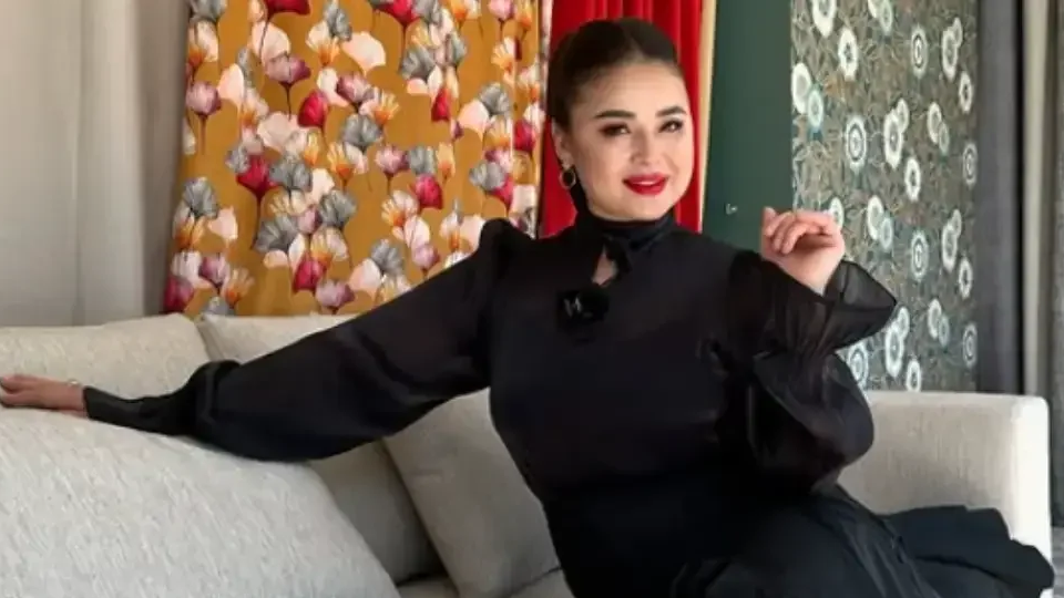 Тұрсынбектің әйелі кіммен кездескенін көрсетті