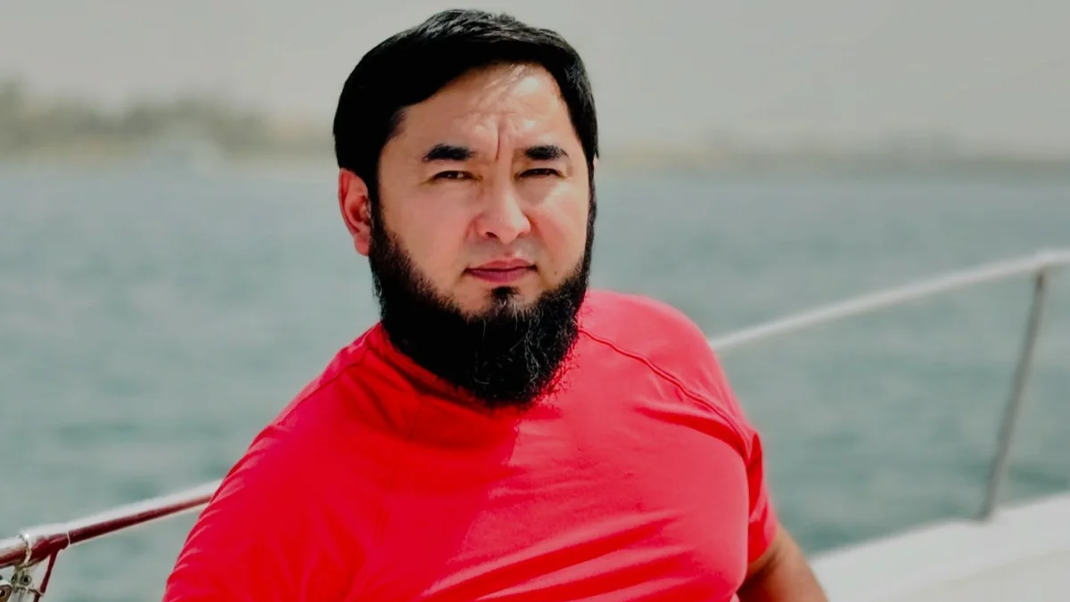 Танымал уағызшының зәулім үйі өртеніп, күлге айналды