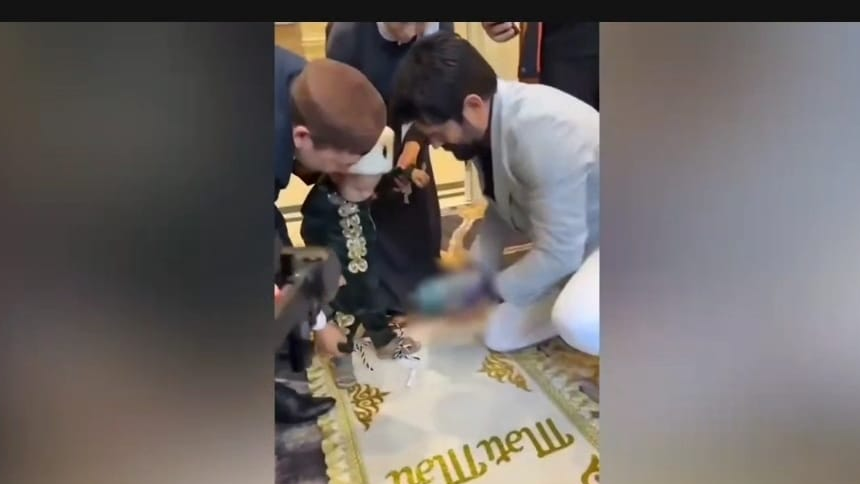 Бурак Өзчевит қазақ баласының тұсауын 200 мың долларға кесті