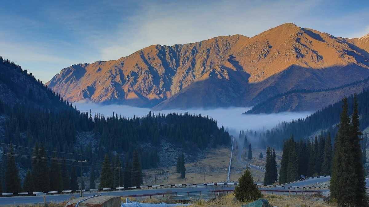"Алатауға ғашықпын": Алматының таулары - туристердің ең сүйікті мекені