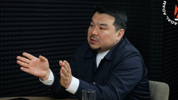 "Бізде балаларды оятып, қарғыс айтқызатын сеанс бар" дейді Исламтанушы