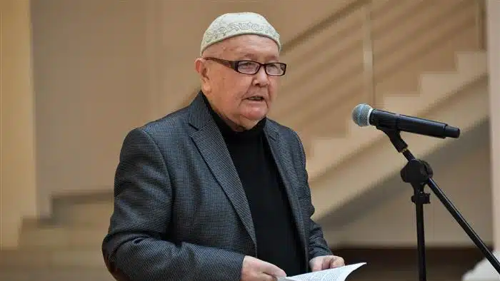 Алаяқтарға алданып пәтерінен айырылған профессор сүйінші жаңалығын айтты