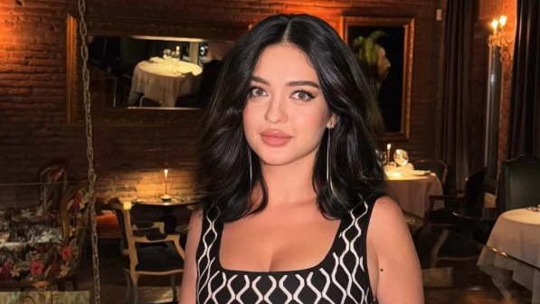 "Армян полицейлері бетімнен ұрып, көйлегімді жыртты" деген қазақстандық қыз көмек сұрады