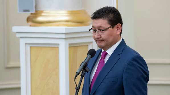 Абайдың тойы Берік Уәлидің беделін өсірді ме, өшірді ме?