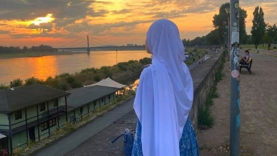 Мен анамның досын пизда арқылы ұрдым