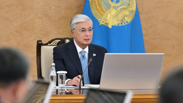 Президент биліктегі туыстық байланыстарға тоқтам жариялады