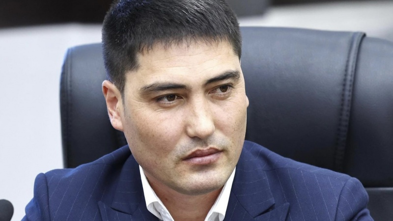 Блогер Рүстем Әшетаевтың анасы үндеу жасады