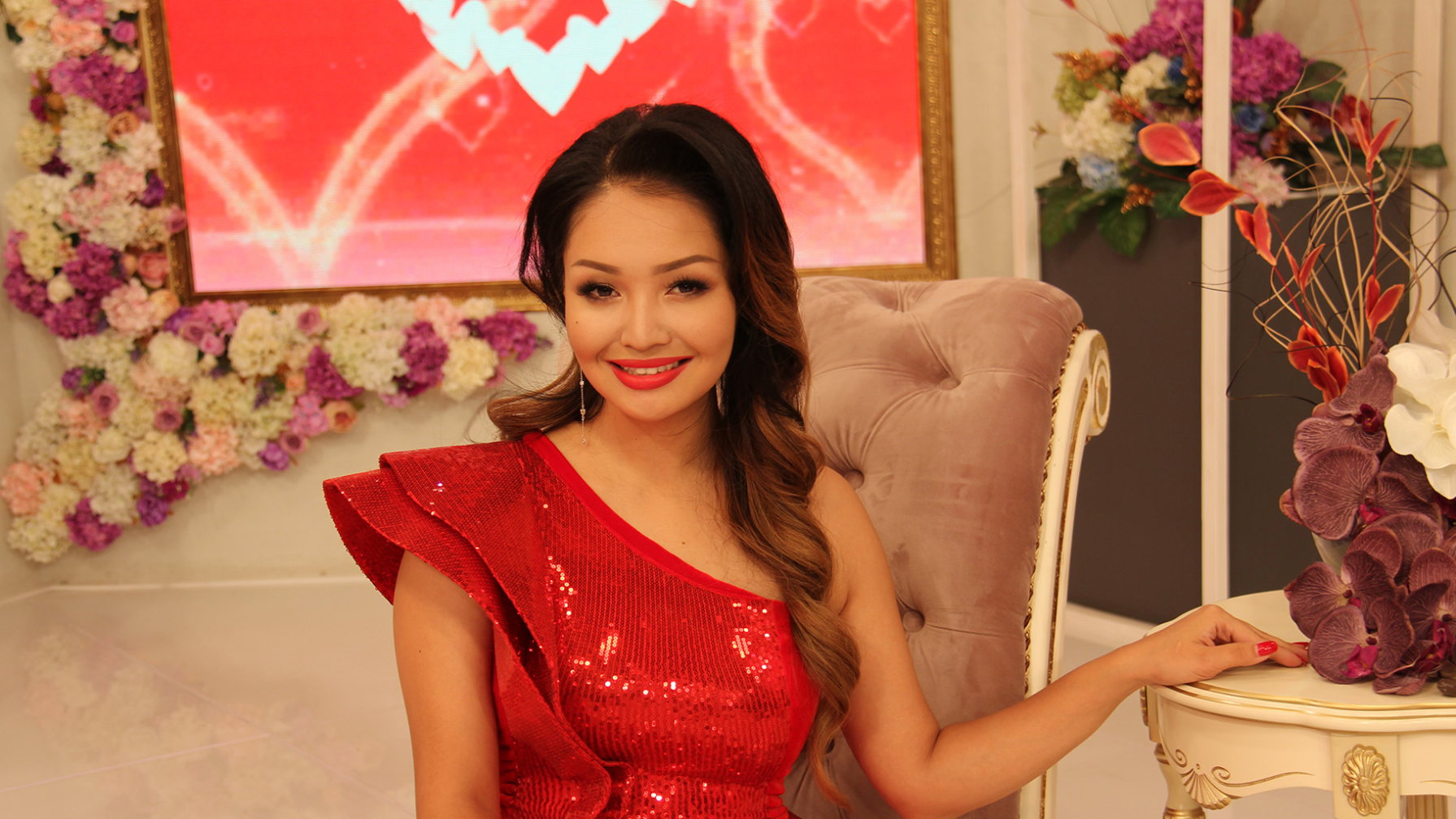 "...кімге арналғанын білеміз" деген Аша Матайды оқырманы "Моника Беллучи"деп атады