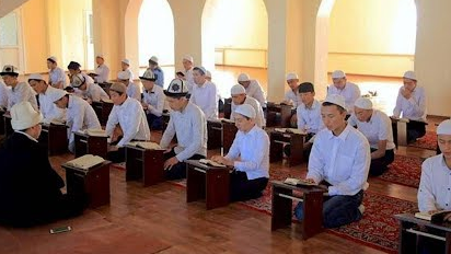 Діндар медреседегі сұмдықтар мен шындықтар туралы айтып берді