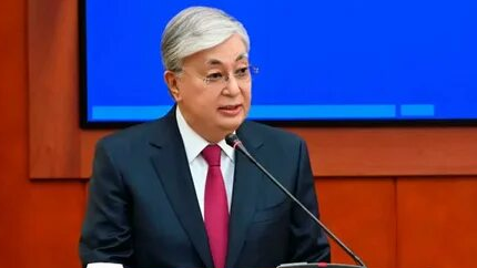 Президент Тоқаев қазақстандықтарды Ата заң күнімен құттықтады