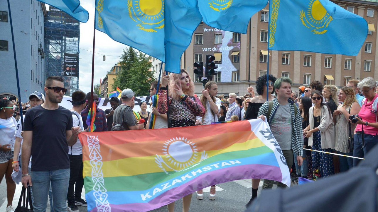 Қазақстанда "қызтекелерге" заңмен тыйым салынбақ