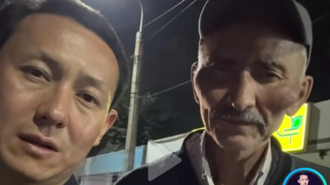 "Өзі қаңғып жүрген кісіні темекі үшін ұрып кеткен"деген тиктокер сұмдық жайтты айтып берді