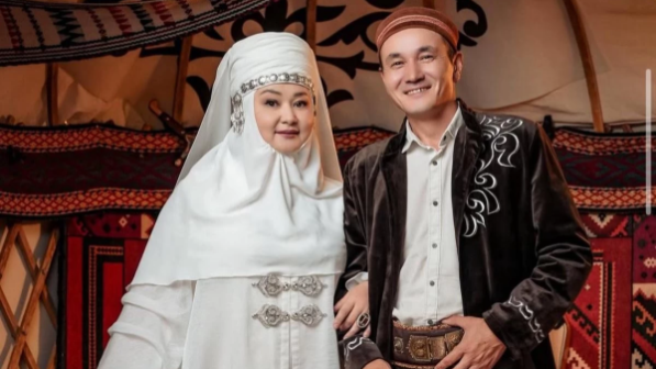 Тағы да онлайн той: Роза Әлқожа күміс тойын YouTube арқылы жасамақ