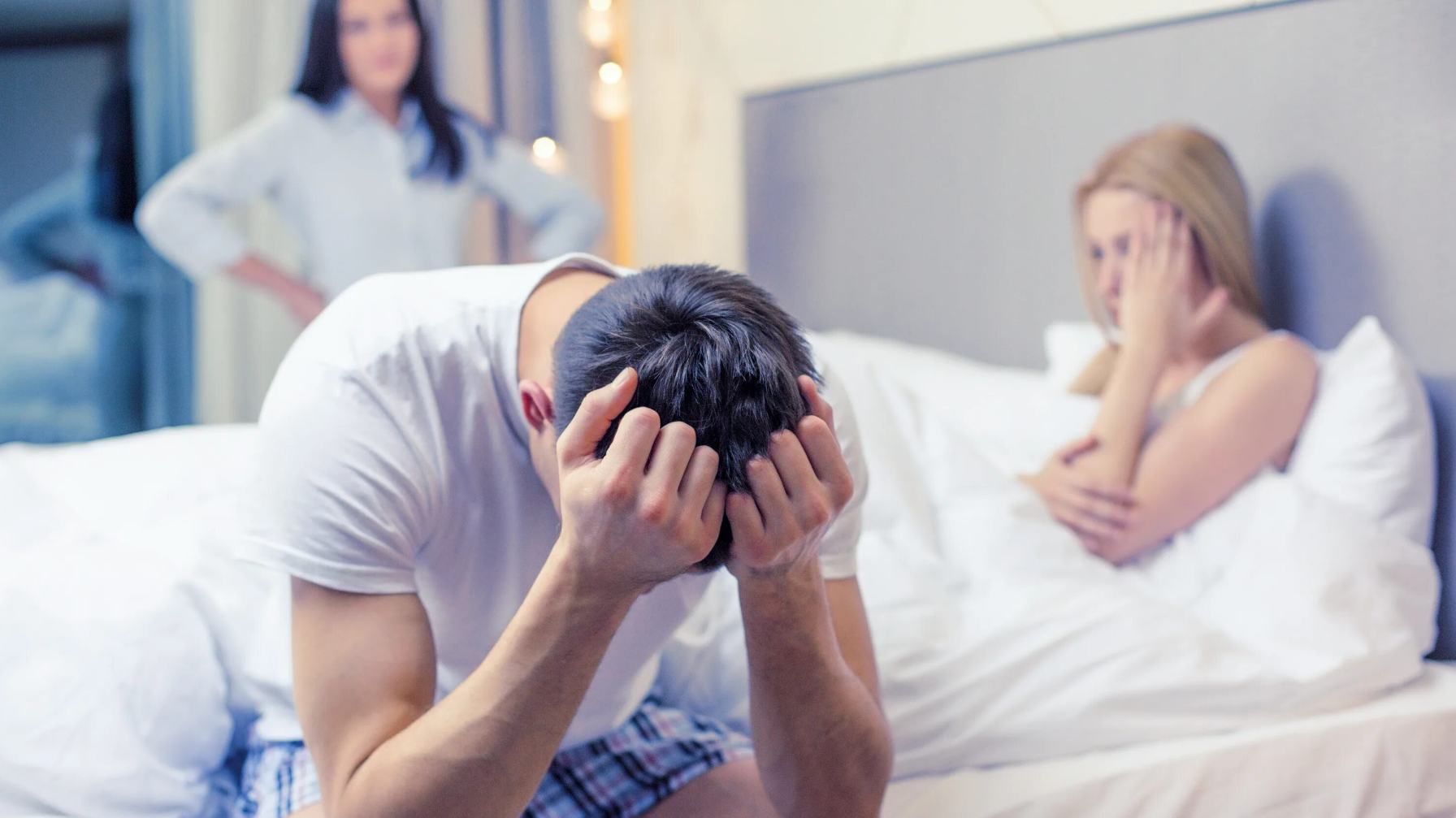 "Отбасылы еркектің басқа әйелге баруына заңмен тыйым салу керек" дейді қоғам белсендісі