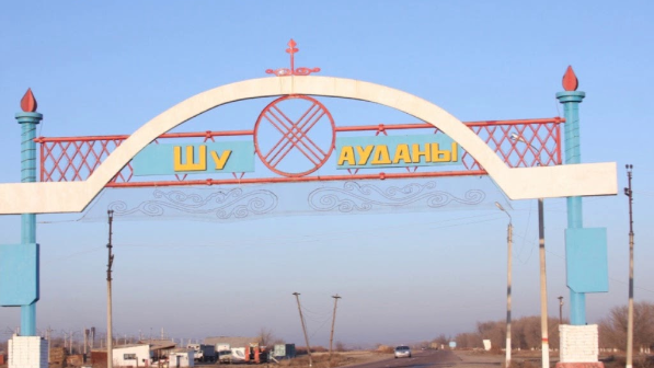 Бір топ оқушы 15 жасар баланы тепкілеп өлтірген