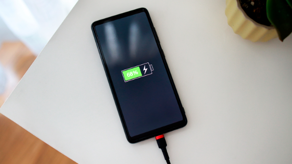 Петропавлда телефонын қуаттауға қойған ер адам ауруханаға түсті